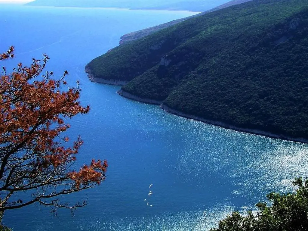 Apartment Qualich Plomin Croatia